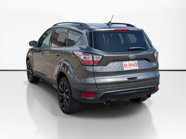 Used 2018 Gray Ford SE image 8