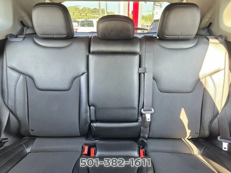 Used 2022 Billet Silver Metallic JEEP LATITUDE 4X4 image 10