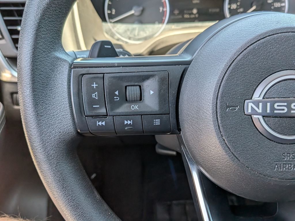 Used 2024 White Nissan SV image 19