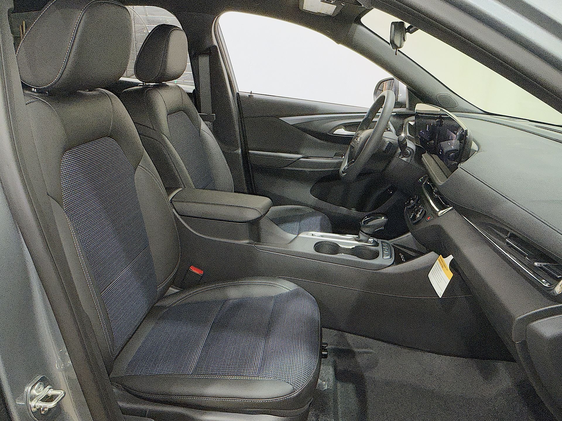 2026 Buick Envista Preferred - Photo 25