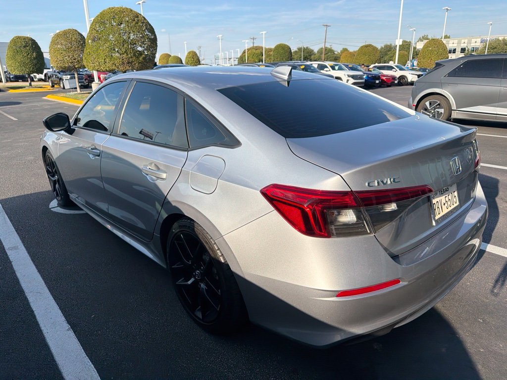 Used 2022 Lunar Silver Metallic Honda Sport image 6