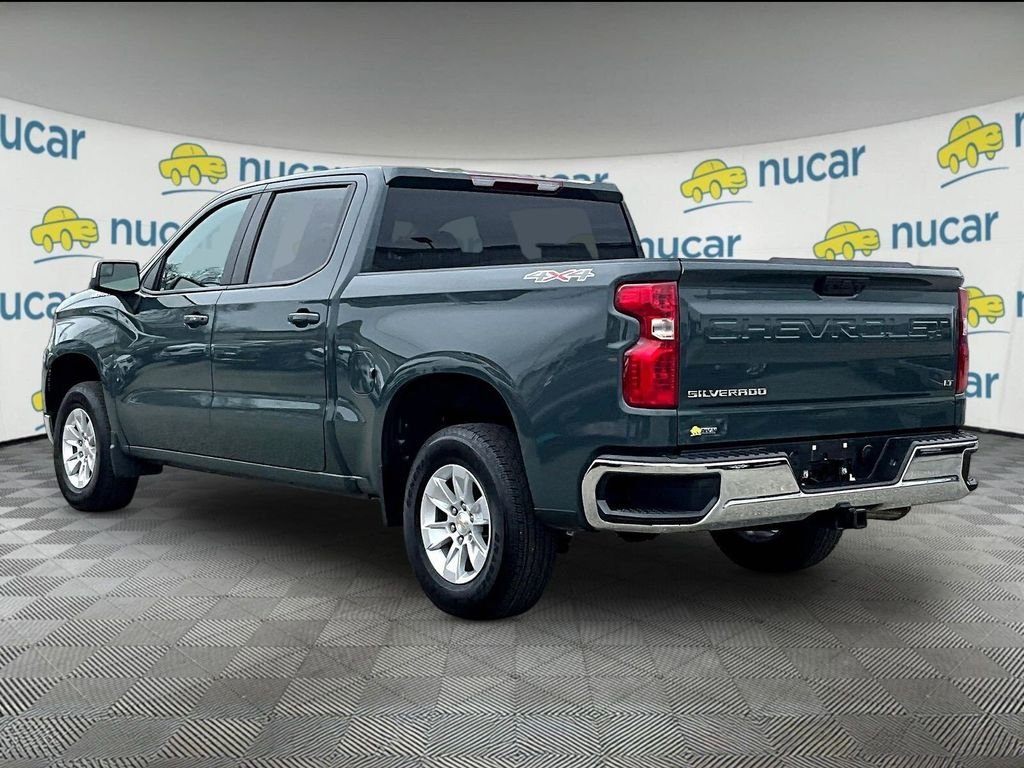 Used 2025 Gray Chevrolet LT image 4