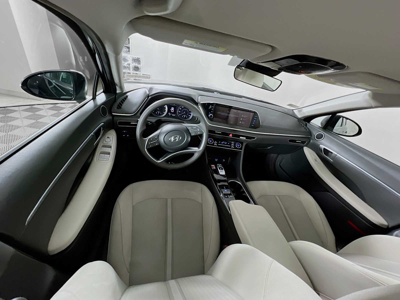 Used 2023 Onyx Black Hyundai SEL image 22