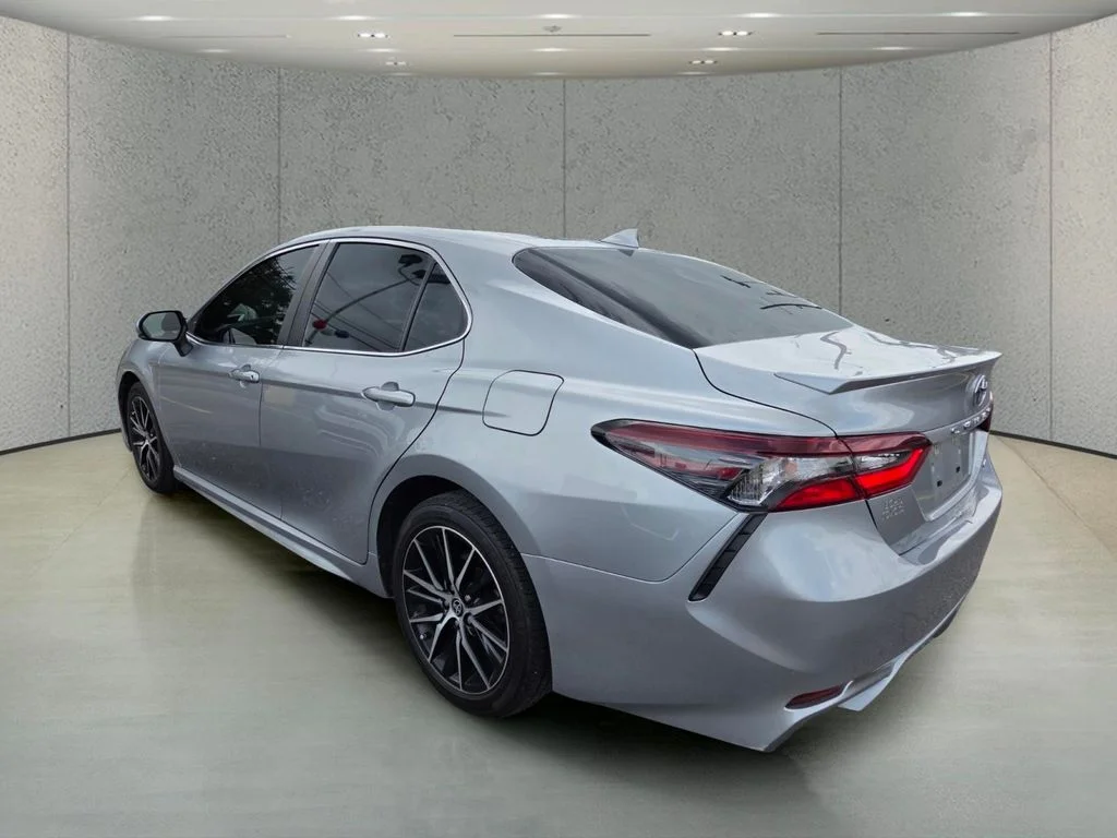 Used 2023 Silver Toyota SE image 3