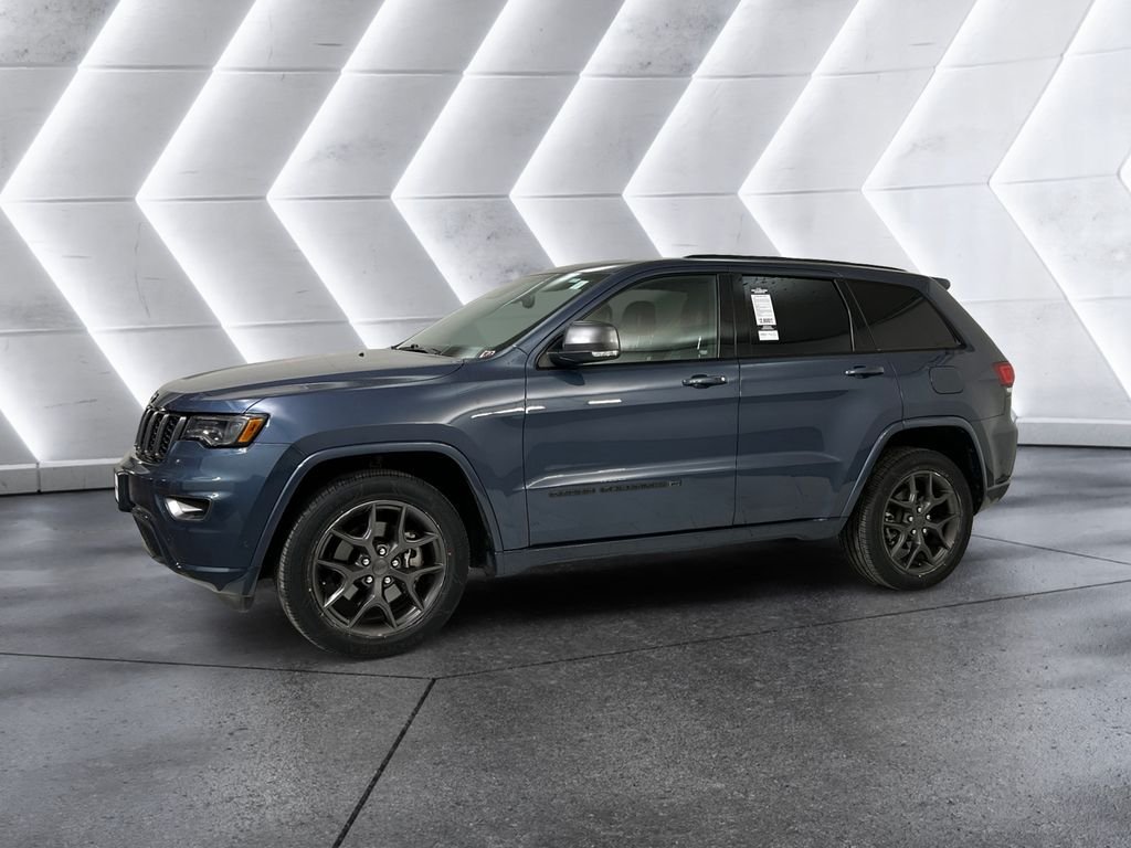 Used 2021 Blue Jeep Limited image 3