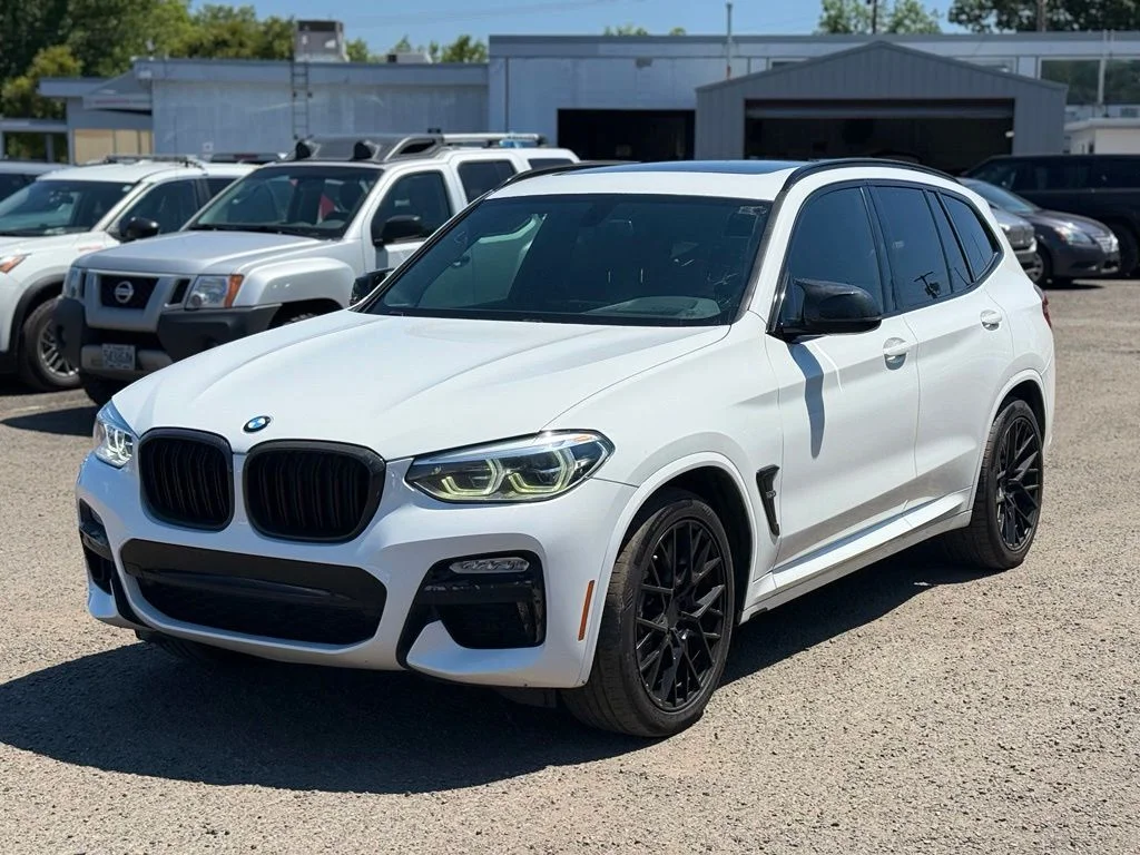 Used 2018 White BMW M40i image 2