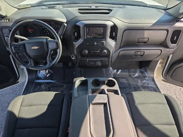 Used 2022 White Chevrolet WT image 10