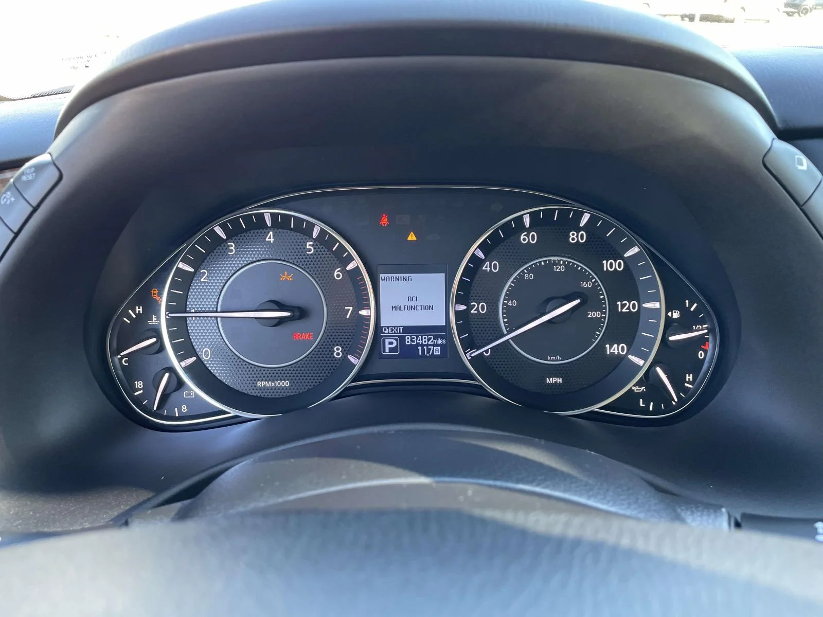 Used 2020 White Nissan Platinum 4WD image 21