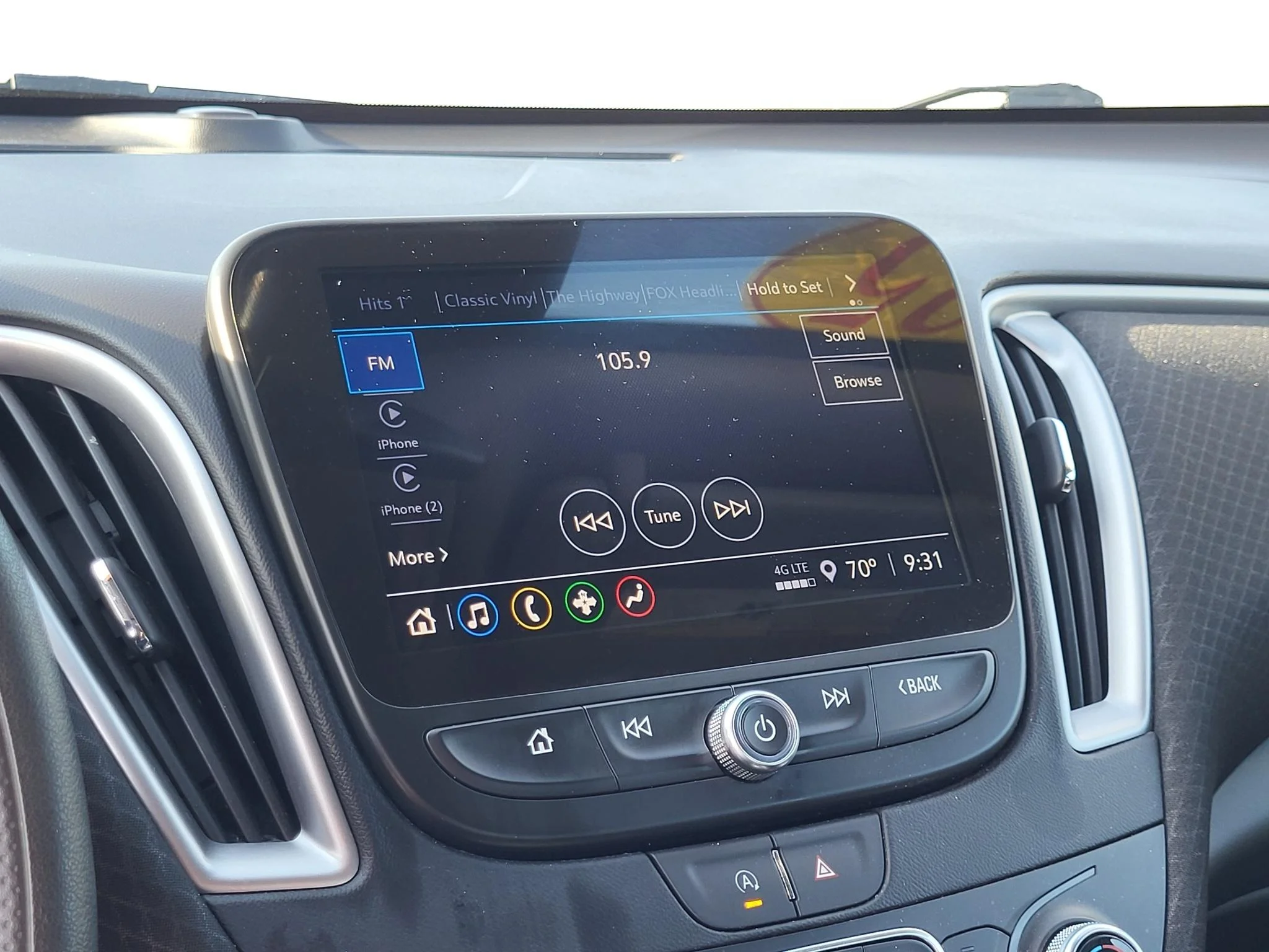 Used 2025 Summit White Chevrolet LT image 15