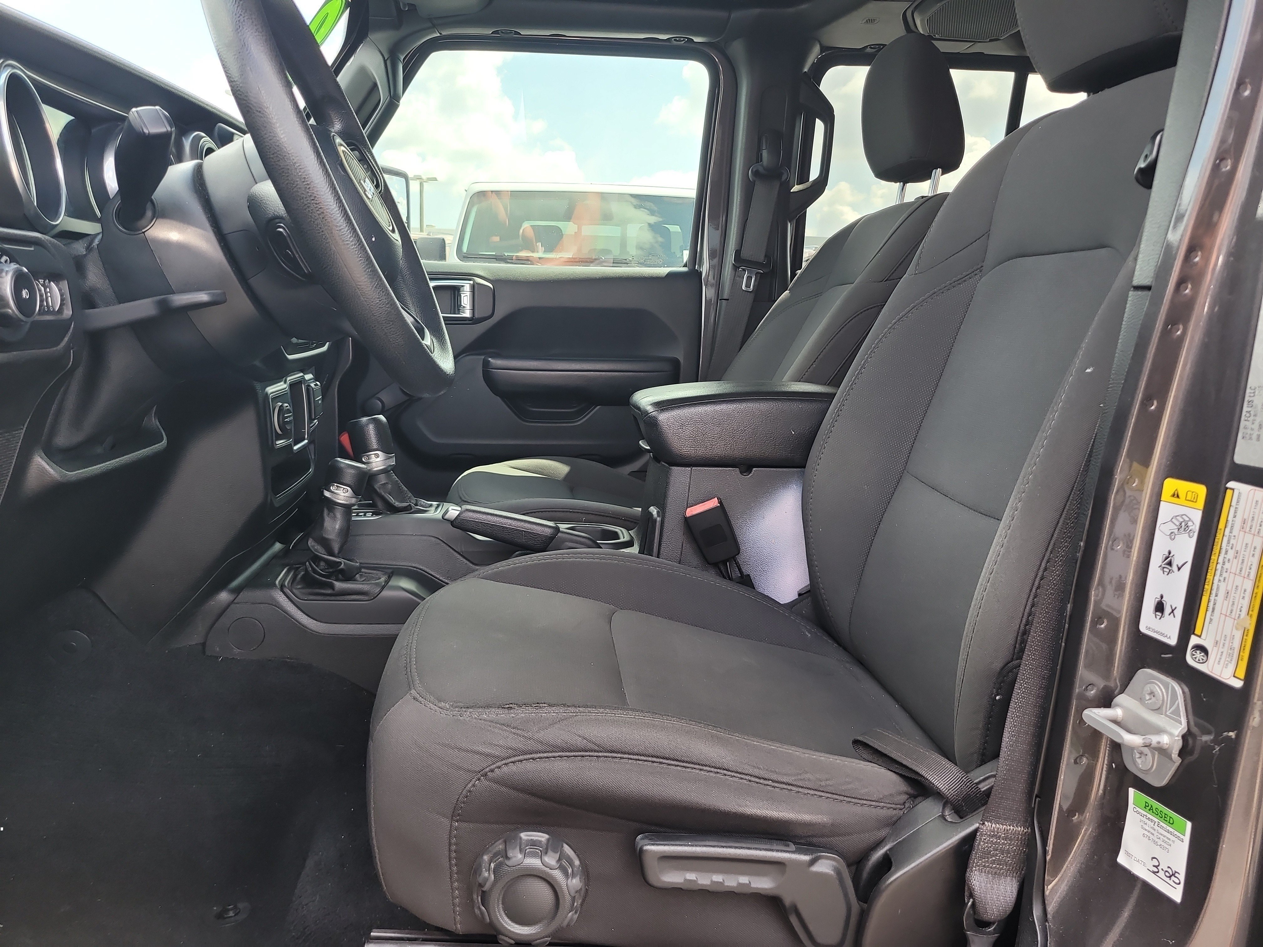 Used 2019 Granite Crystal Metallic Clearcoat Jeep Sport image 16