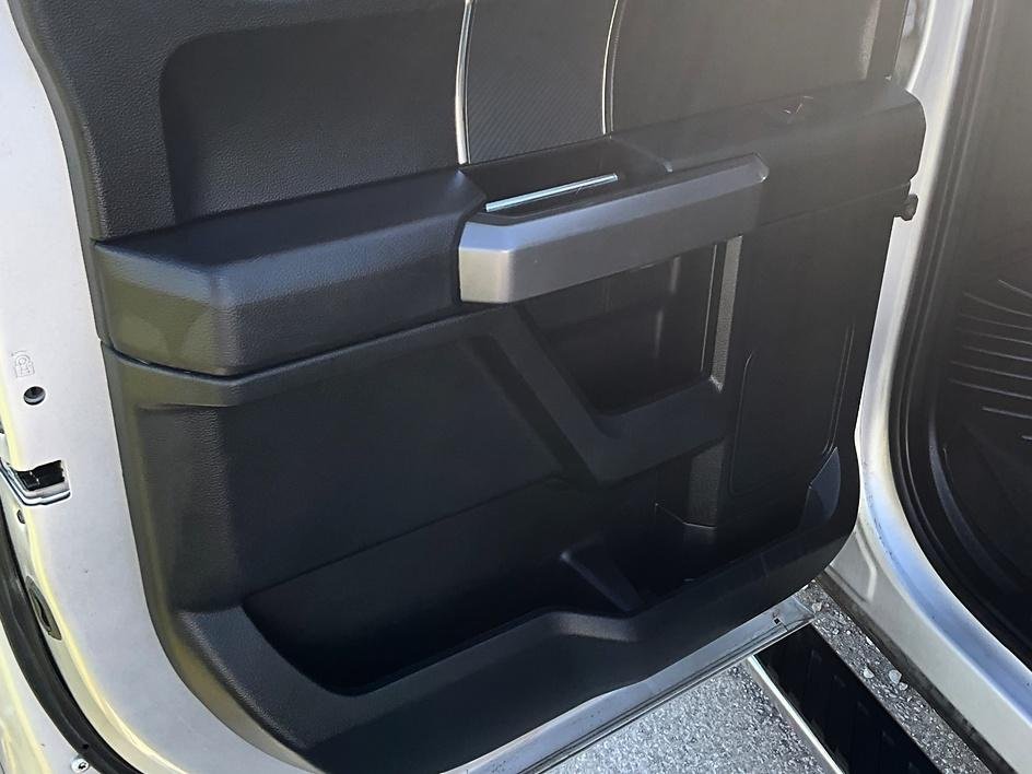 Used 2019 Silver Ford XLT image 41