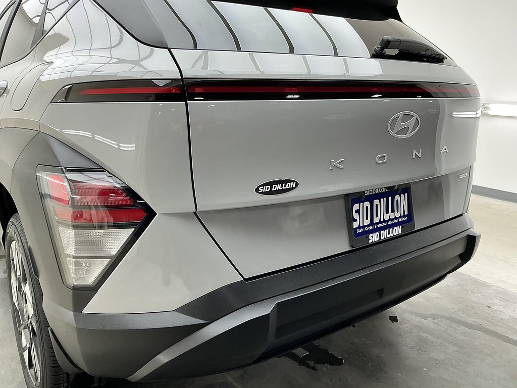 Used 2024 Cyber Gray Metallic Hyundai SEL image 21