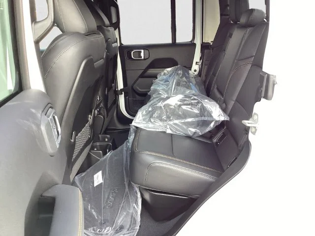 New 2026 Bright White Clearcoat Jeep SAHARA 4X4 image 13