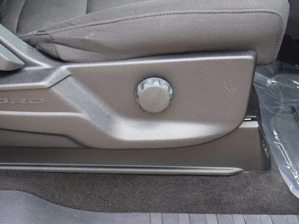 Certified Used 2024 Avalanche Ford STX image 11