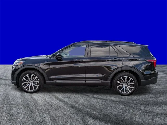 New 2026 Agate Black Metallic Ford ST-Line image 7