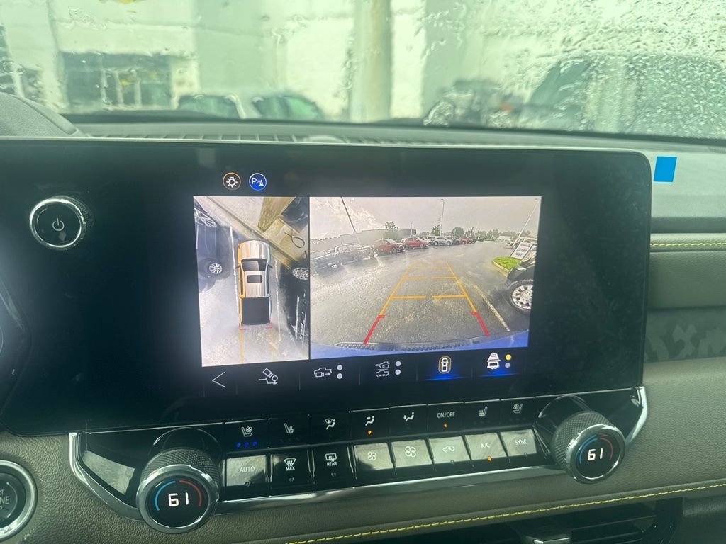 Used 2025 Blue Chevrolet ZR2 image 3