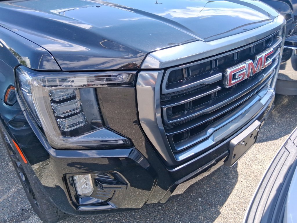 Used 2022 Black GMC AT4 image 2