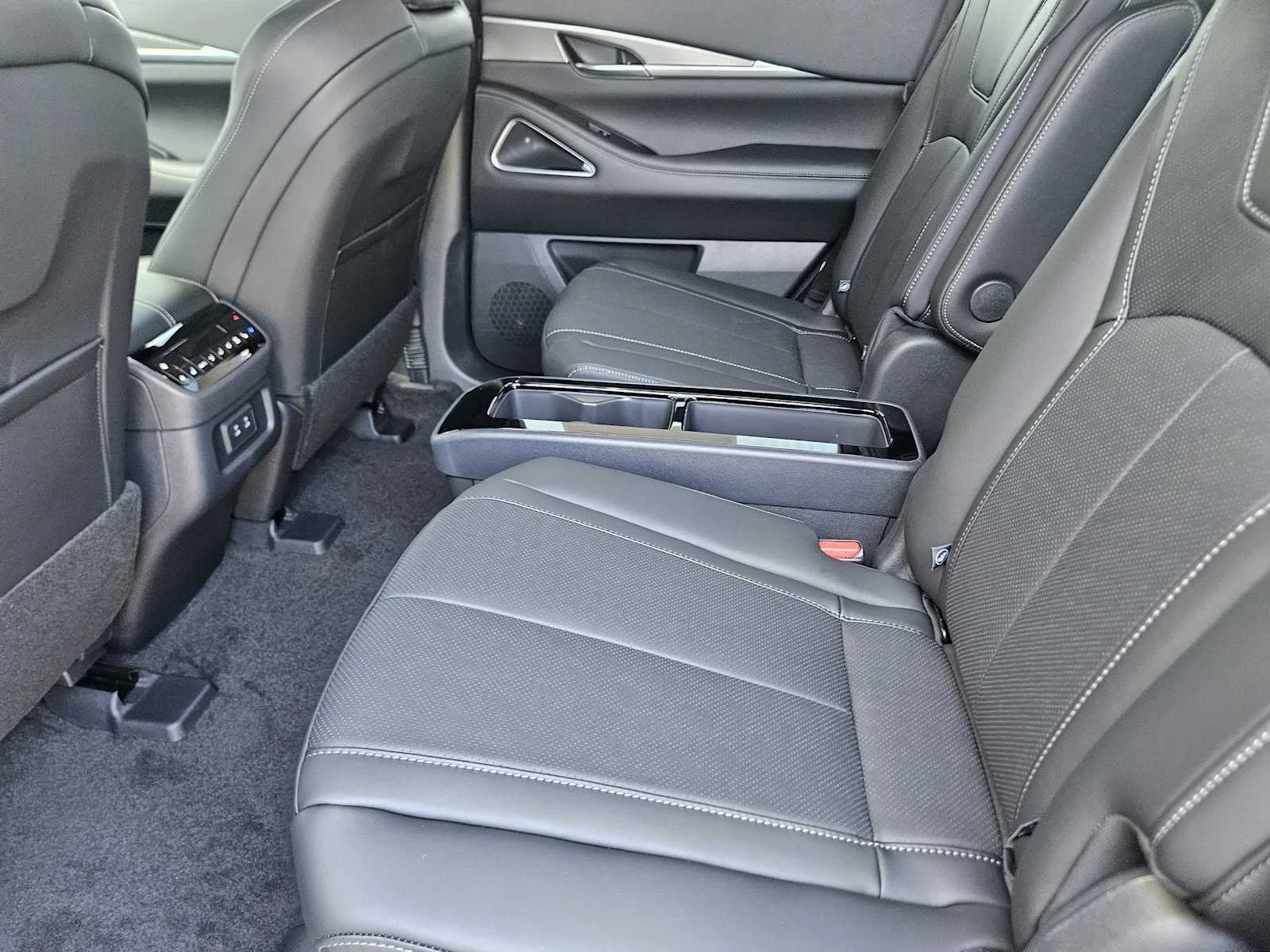 New 2027 GRAPHITE SHADOW INFINITI Sport AWD image 21