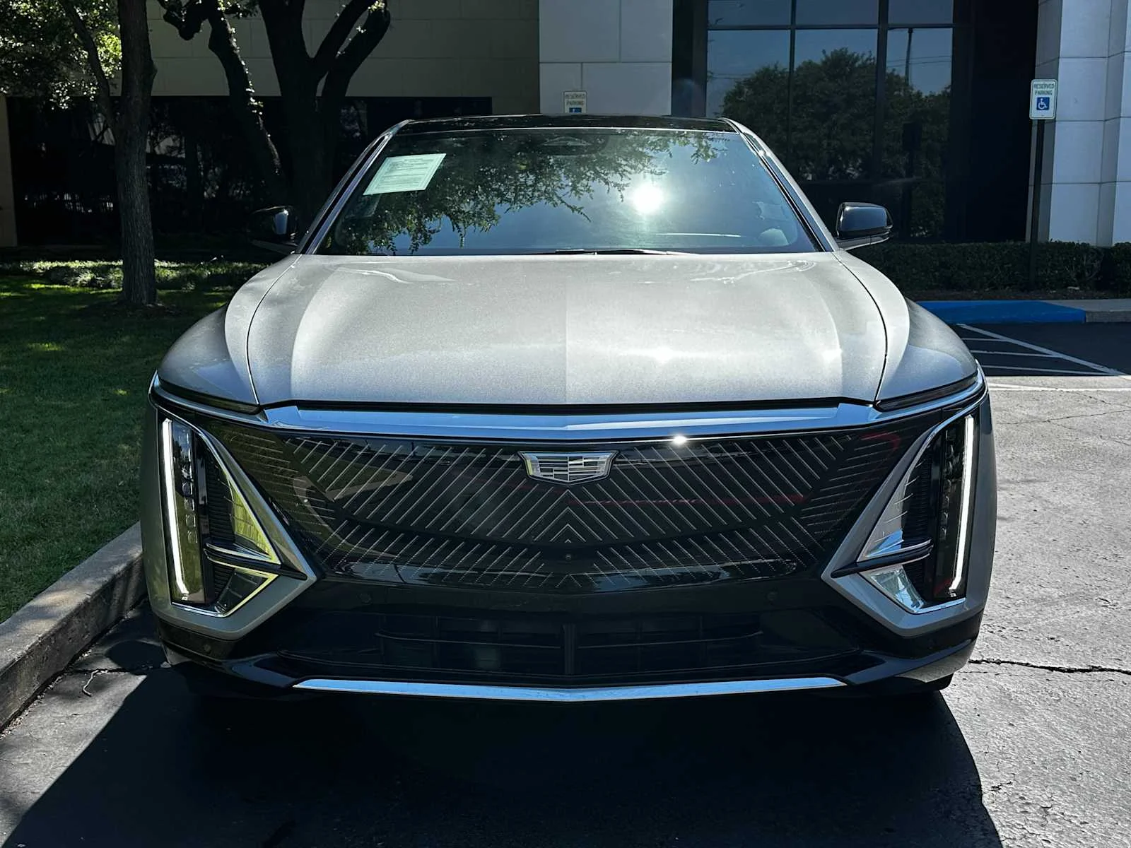 Certified 2024 Cadillac LYRIQ Tech with VIN 1GYKPMRL5RZ127077 for sale in Dallas, TX