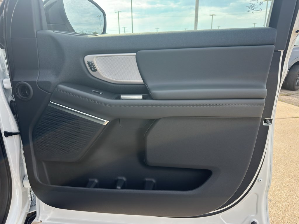 New 2027 Star White Metallic Tri-Coat Ford Active image 26