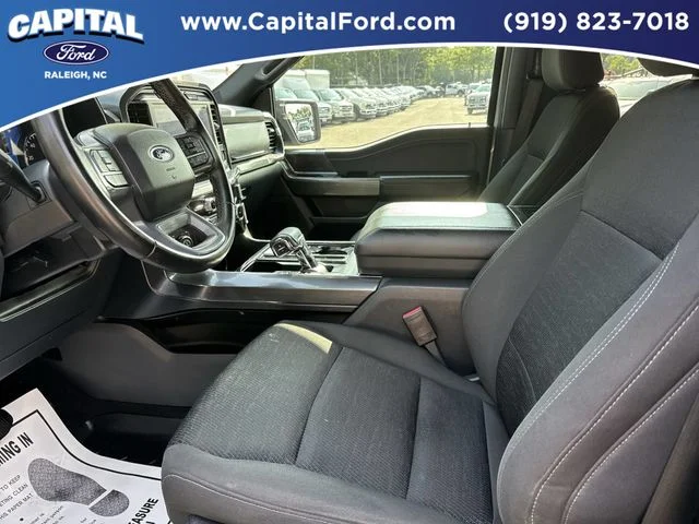 Used 2023 White Ford XLT image 19