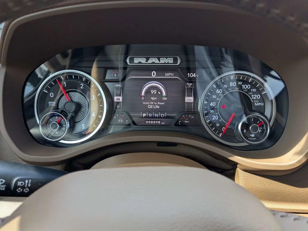 Certified Used 2022 Blue Ram Laramie image 27