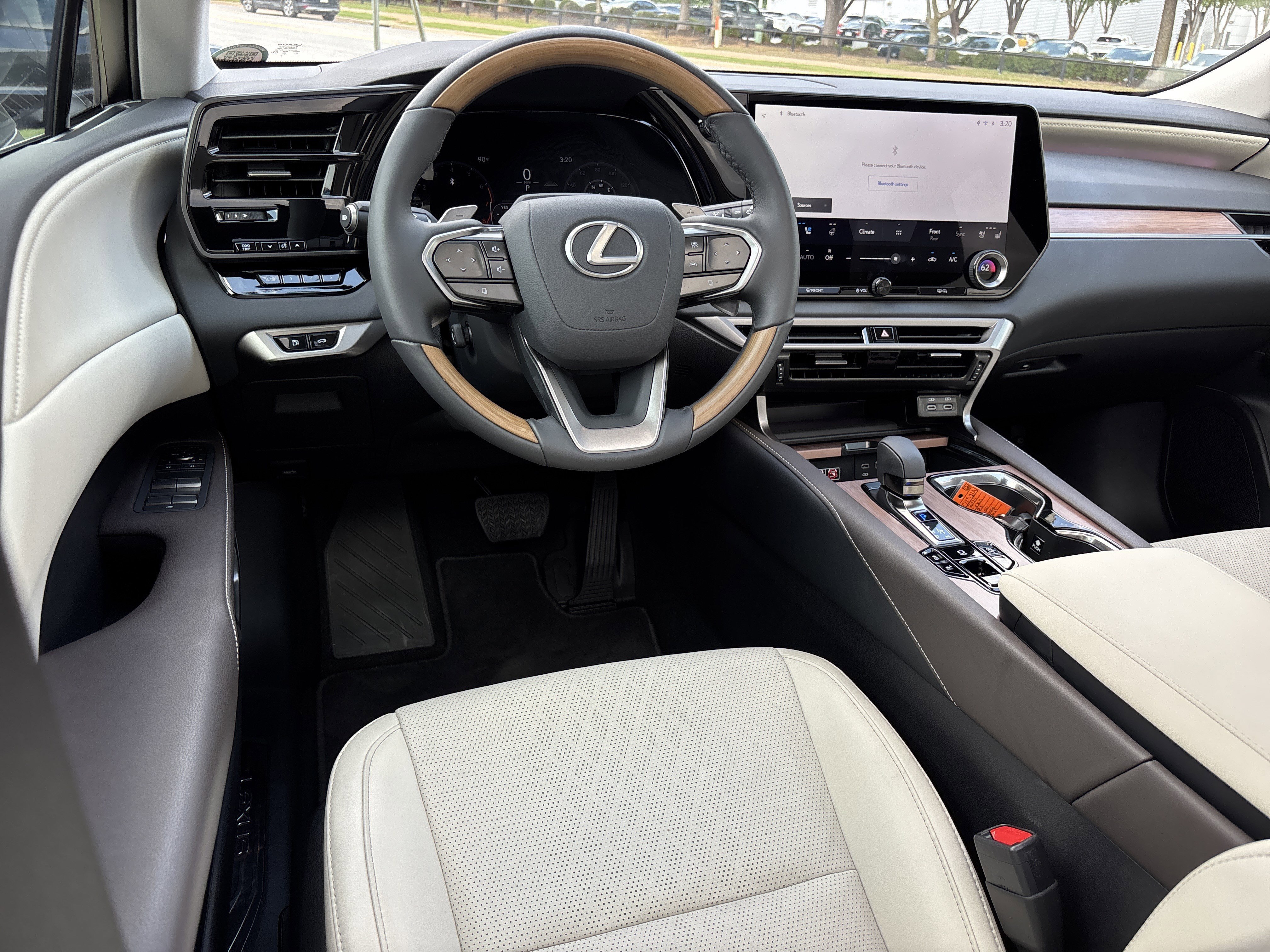 Used 2025 Black Lexus RX 350 Premium Plus image 16