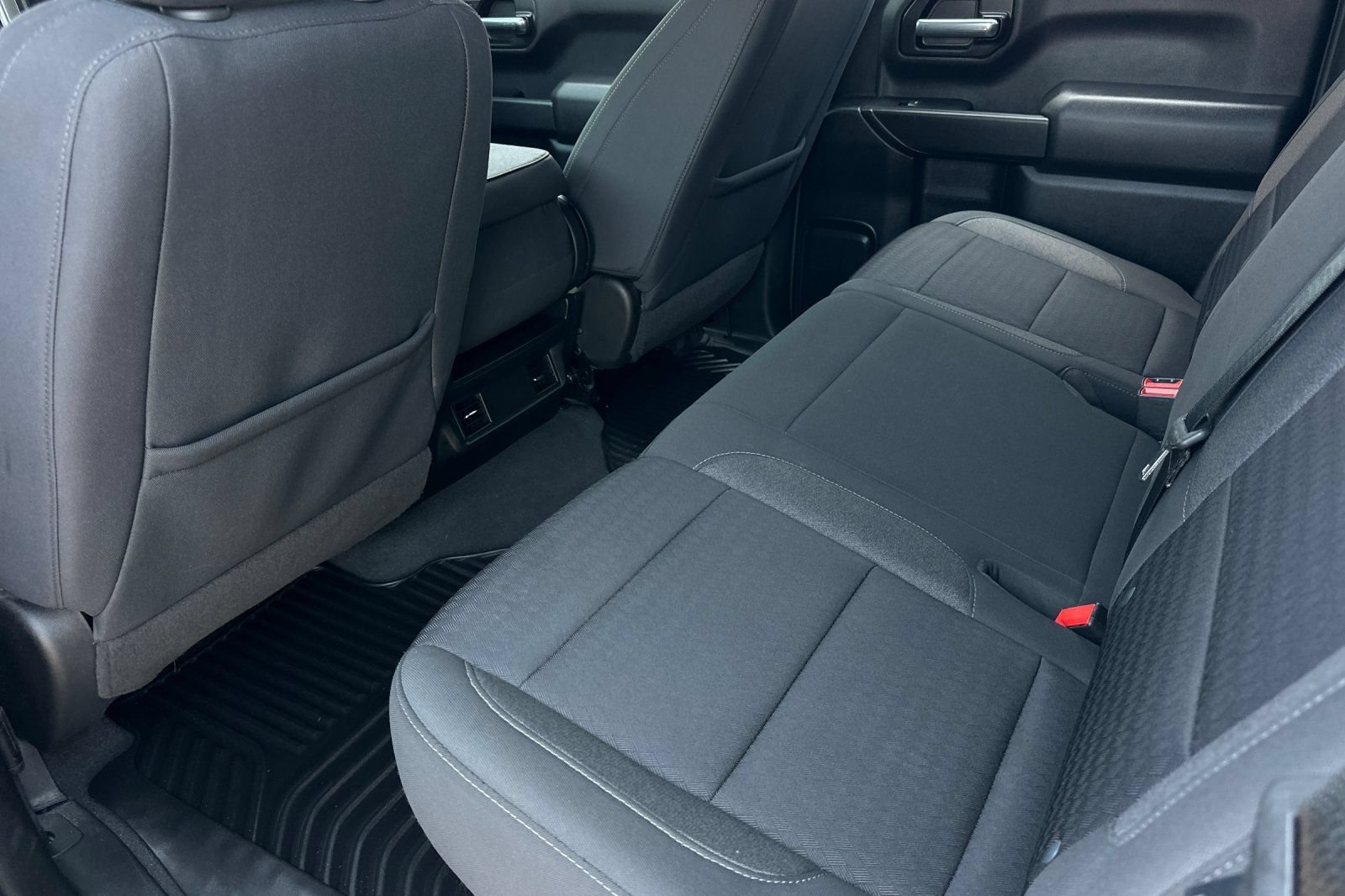 Used 2022 Summit White Chevrolet Custom image 14