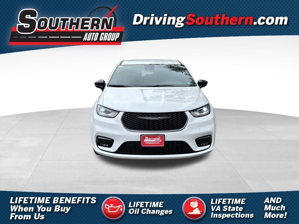 2026 Chrysler Pacifica