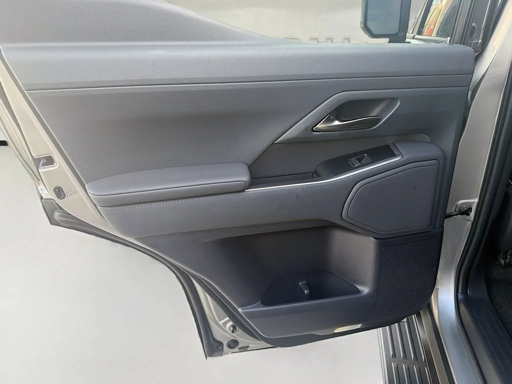 Certified Used 2024 Silver Lexus GX 550 Premium image 25