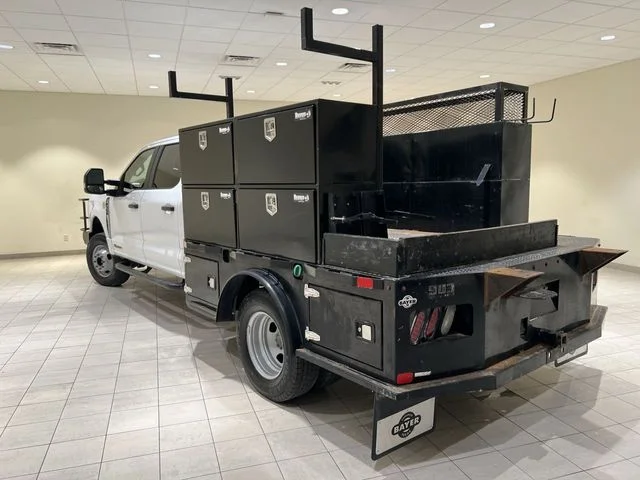 Used 2024 Oxford White Ford XL image 3