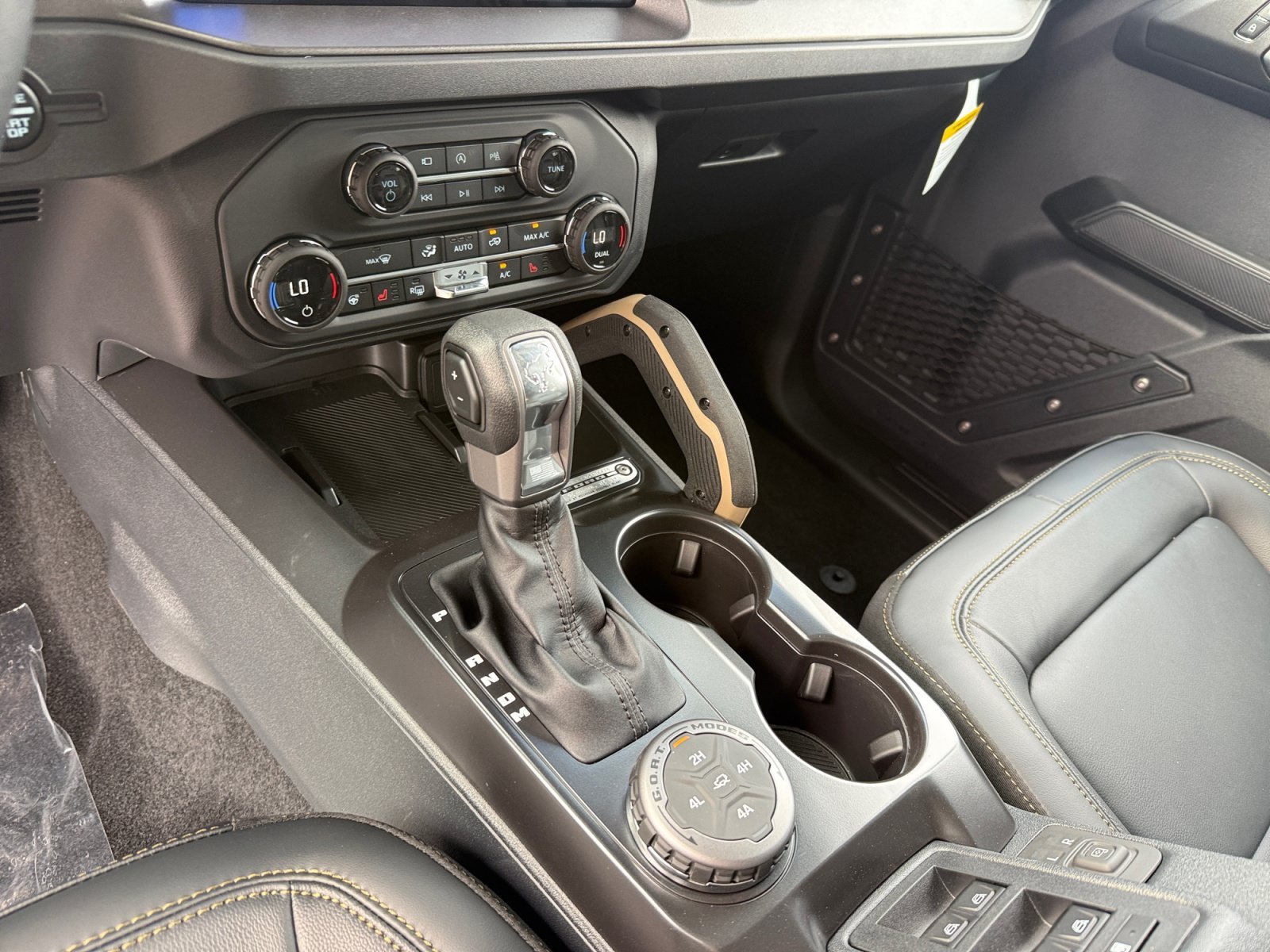 New 2026 Avalanche Gray Ford Badlands® image 13