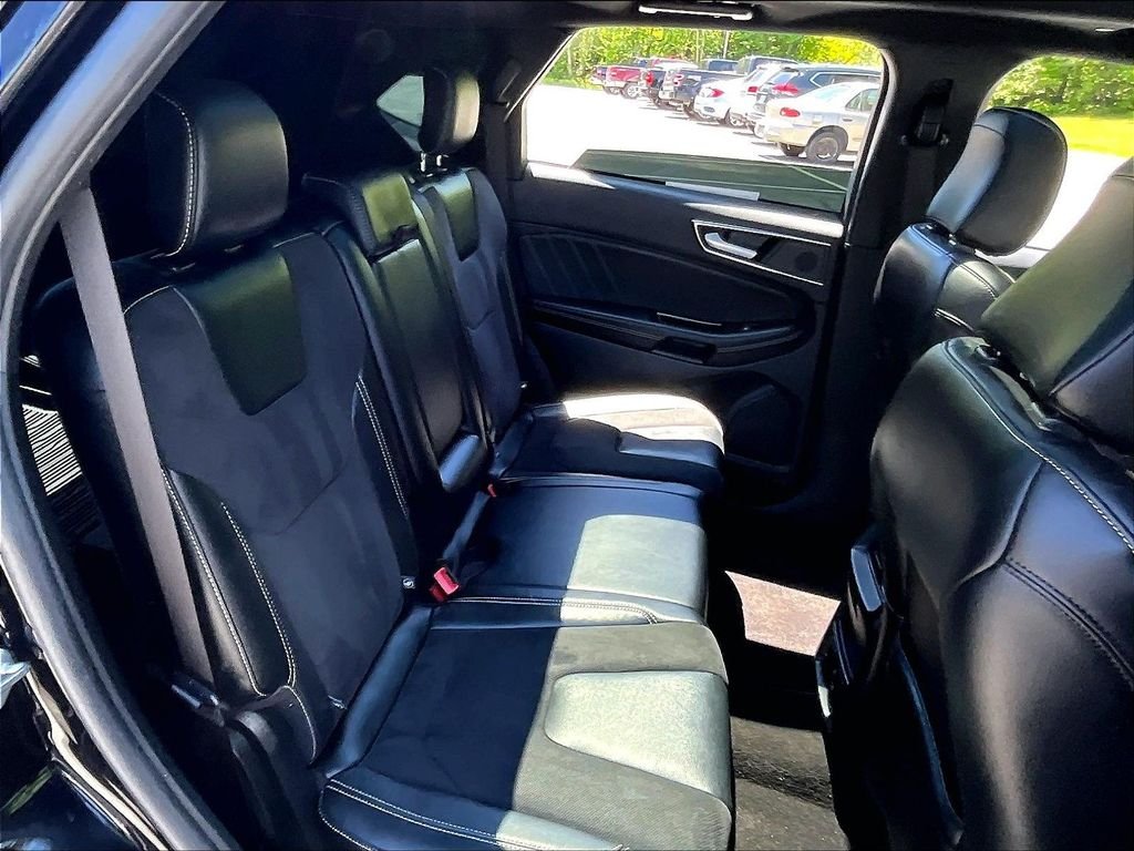 Used 2020 Black Ford ST image 16