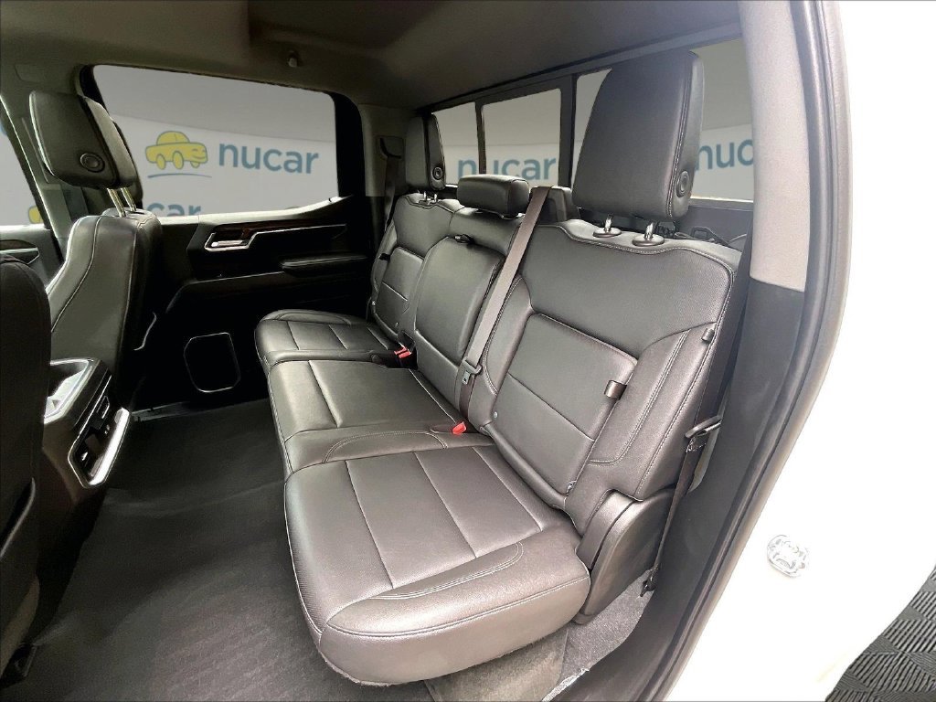 Used 2023 White GMC SLT image 25