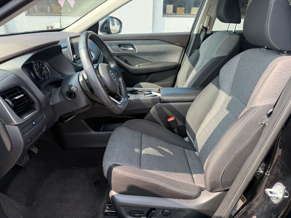 2021 Nissan Rogue SV - Photo 19