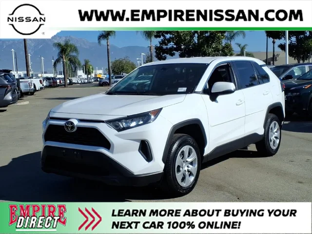 2022 Toyota RAV4 LE