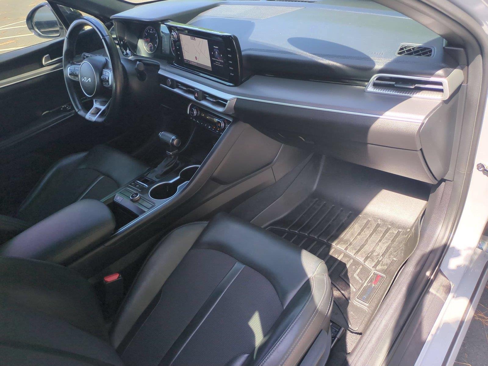 Used 2023 Wolf Gray Kia GT-Line image 39