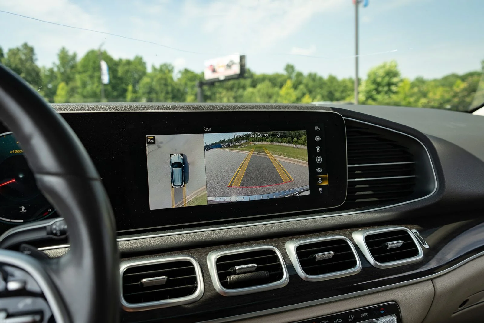 Used 2020 Silver Mercedes-Benz GLE 350 image 26