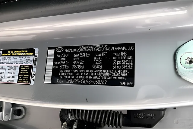 Used 2025 Silver Hyundai Calligraphy image 16