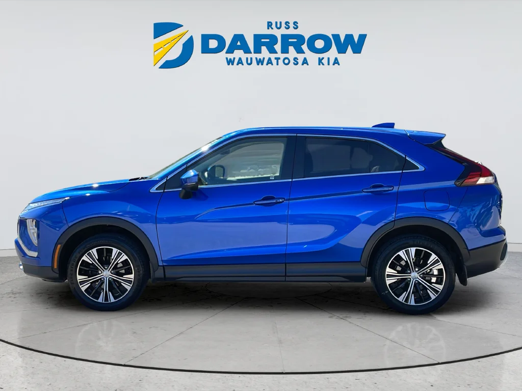 Used 2022 Mitsubishi Eclipse Cross SE with VIN JA4ATWAA4NZ058292 for sale in Wauwatosa, WI