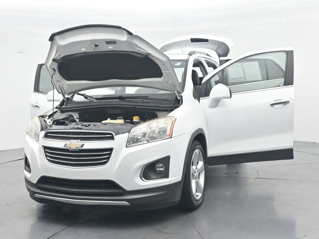 Used 2016 Summit White Chevrolet LTZ image 48