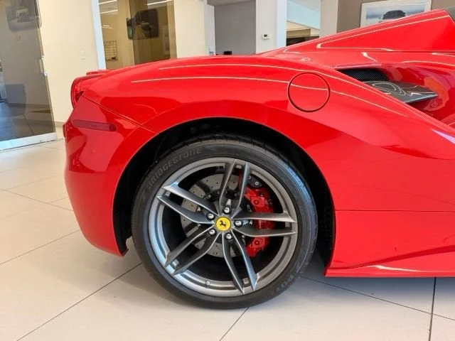 Certified Used 2018 Rosso Corsa Ferrari Base image 36