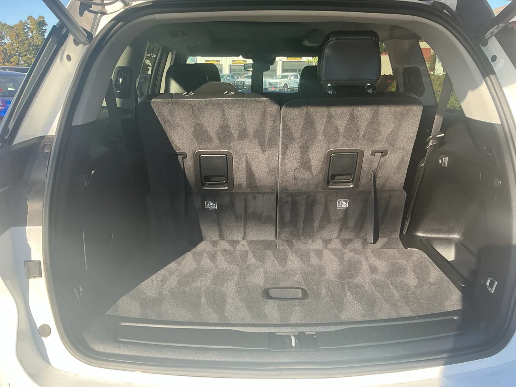 Used 2021 Bright White Clearcoat Jeep Limited image 20