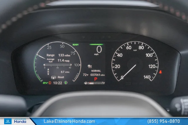 Used 2025 Solar Silver Metallic Honda Sport-L image 26