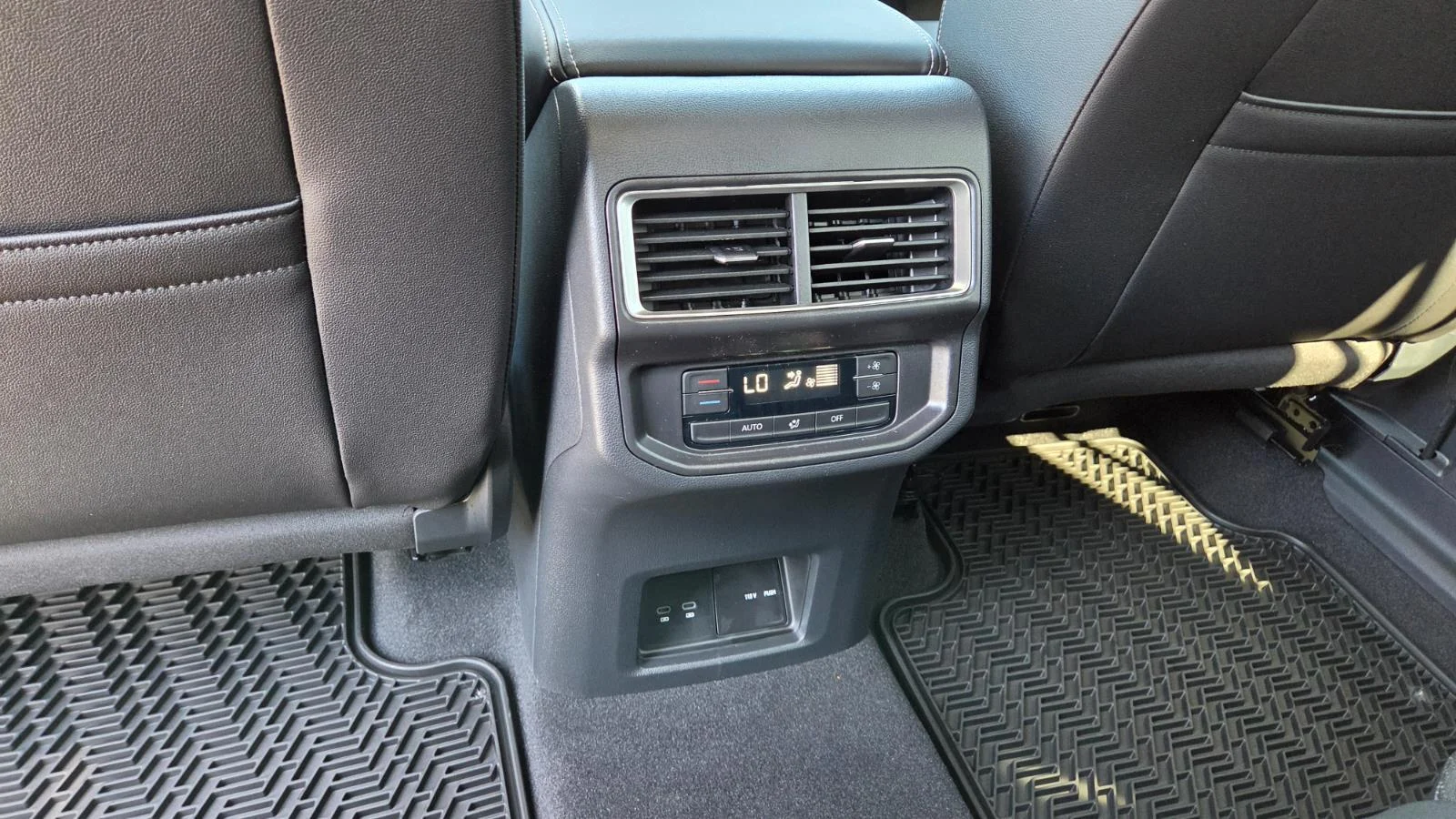 New 2026 Pure Gray Volkswagen 2.0T SE w/Technology image 45