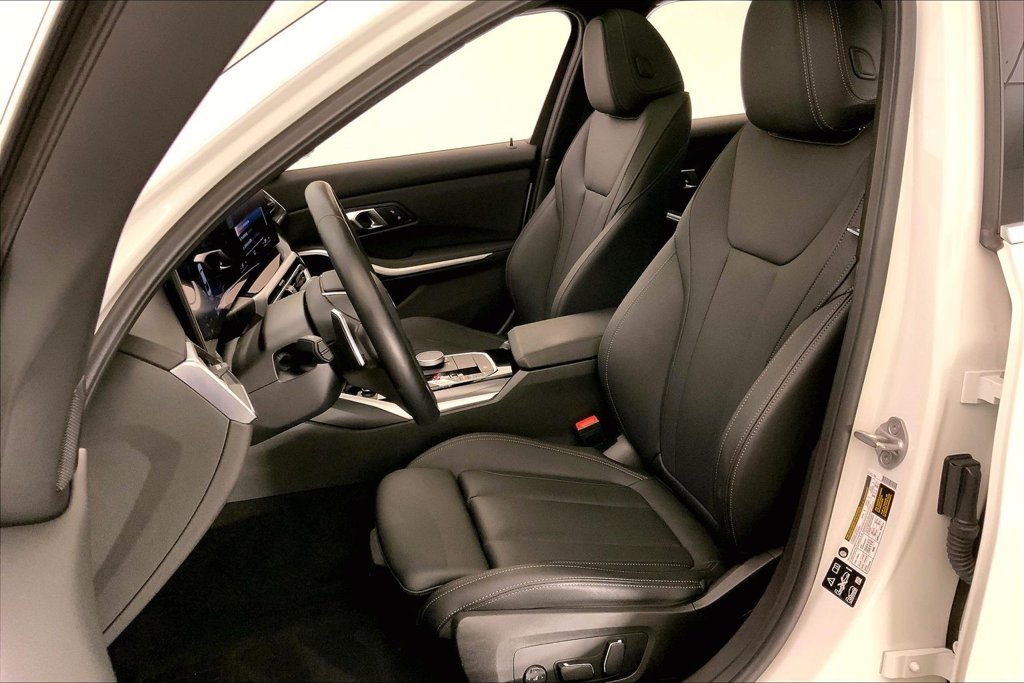 Certified Used 2024 Alpine White BMW  image 13