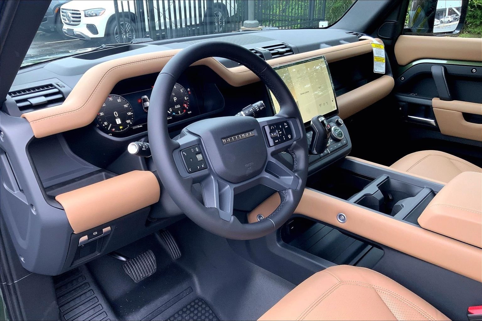 New 2026 Woolstone Green Land Rover X-Dynamic SE image 8