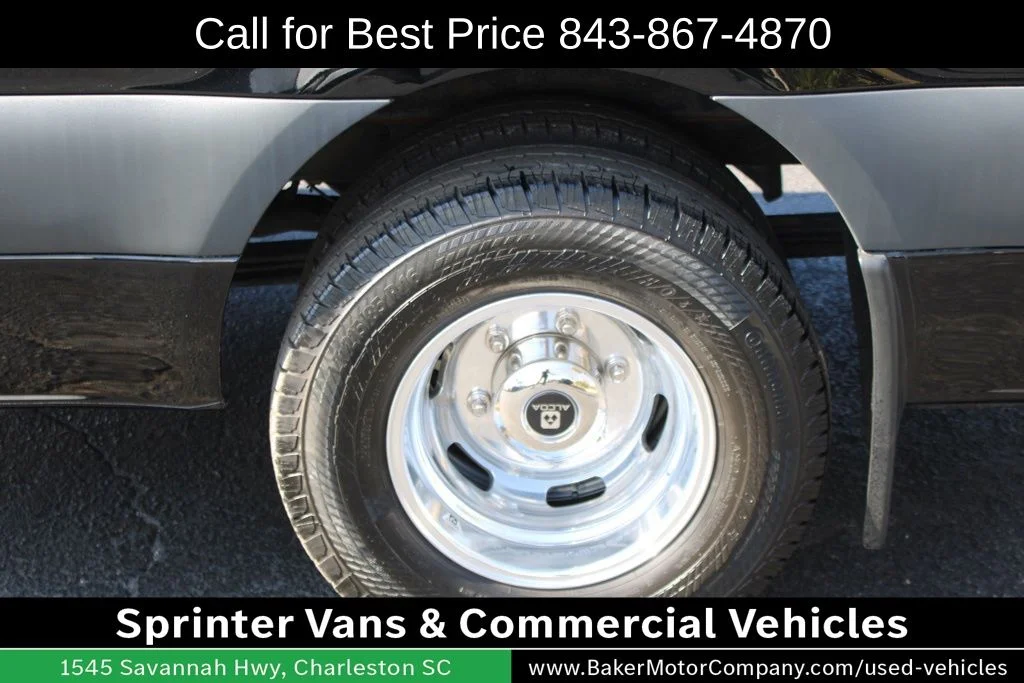 Used 2019 Black Mercedes-Benz LA WEST PORTAL DOOR image 17