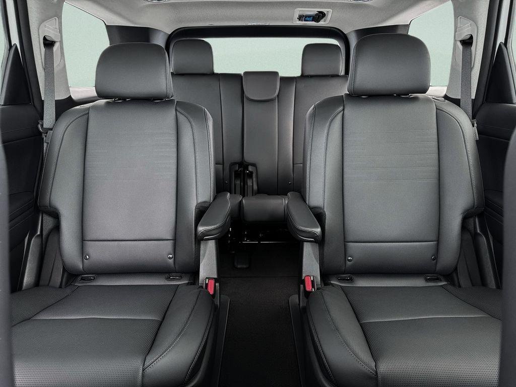 New 2026 Black Hyundai Limited FWD image 16