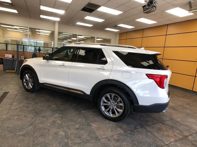Certified Used 2022 White Metallic Ford Limited image 5